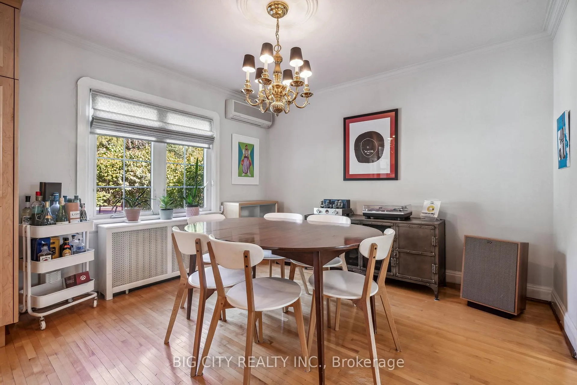 Photo 8 of 668 Eglinton Avenue E, Toronto, Leaside — HOMEH