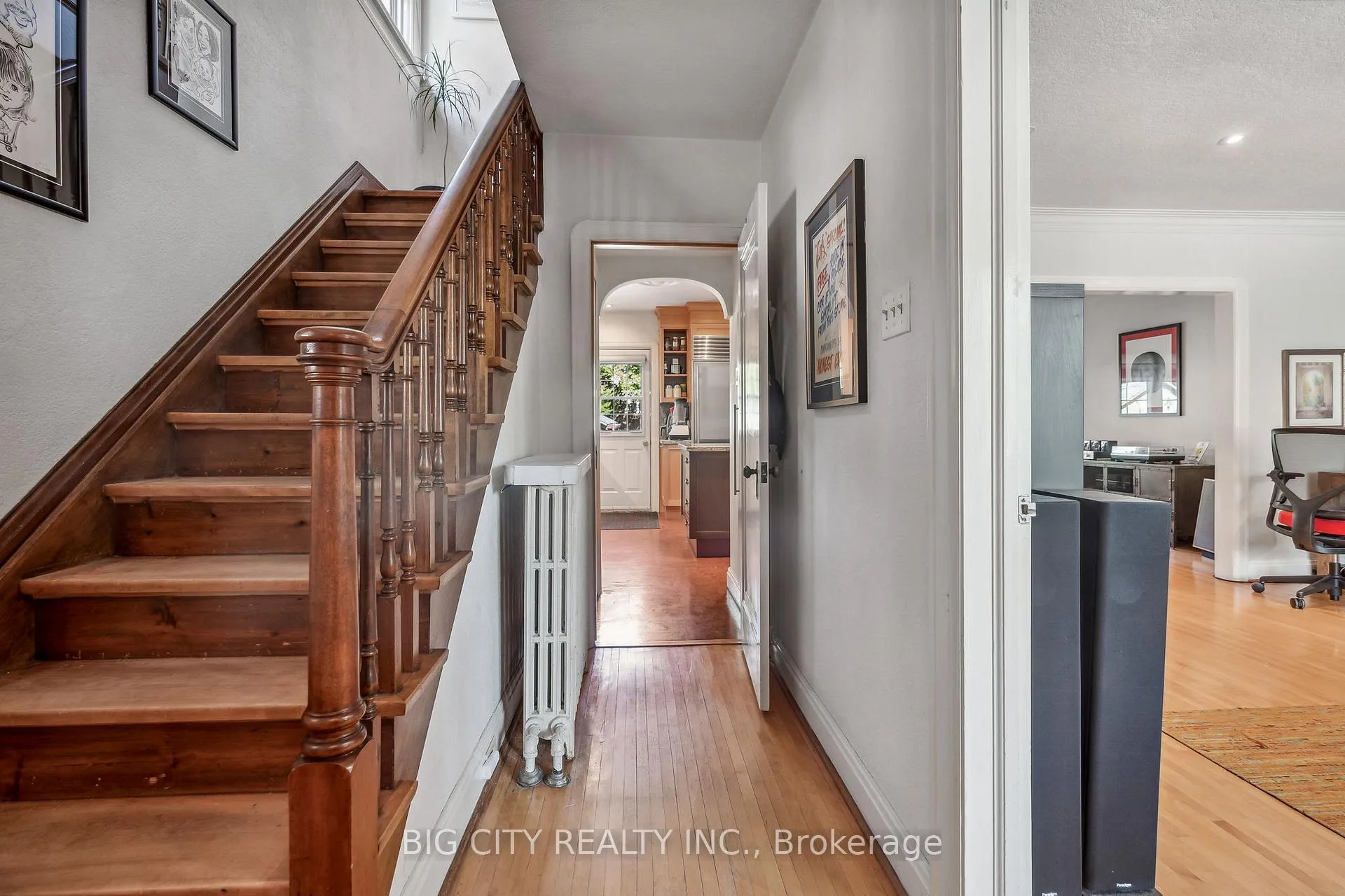Photo 17 of 668 Eglinton Avenue E, Toronto, Leaside — HOMEH