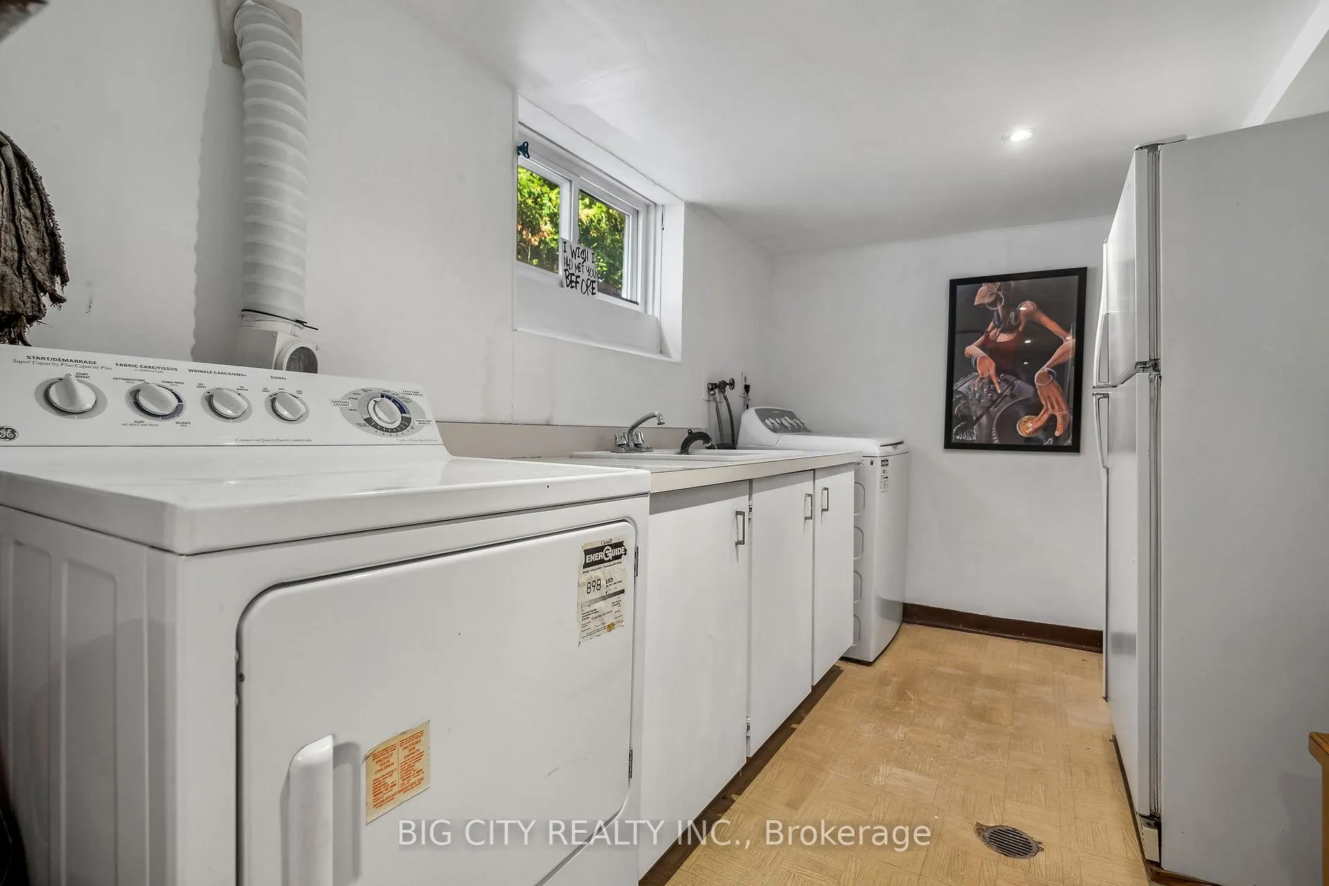 Photo 31 of 668 Eglinton Avenue E, Toronto, Leaside — HOMEH