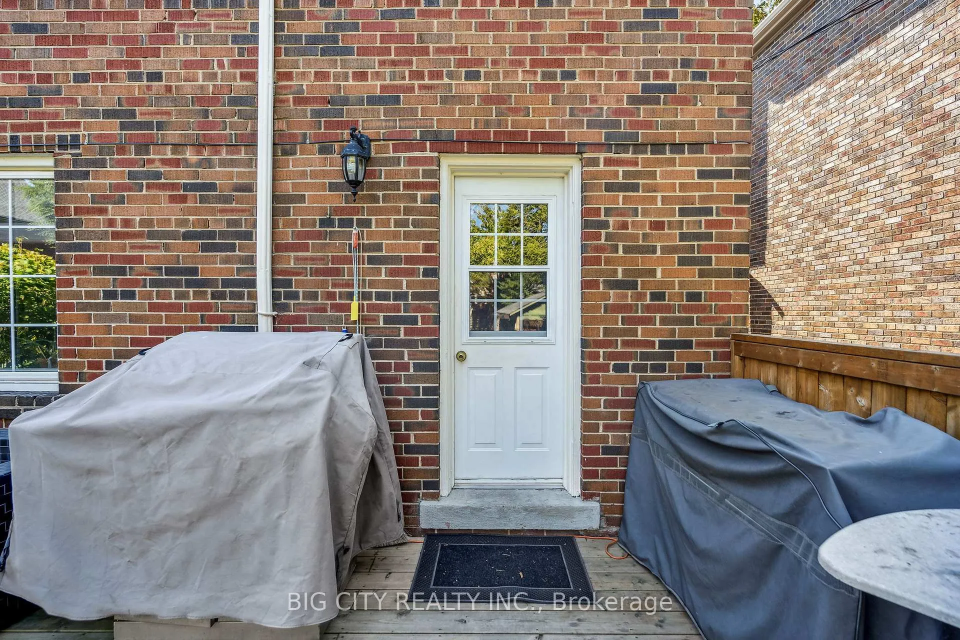 Photo 35 of 668 Eglinton Avenue E, Toronto, Leaside — HOMEH