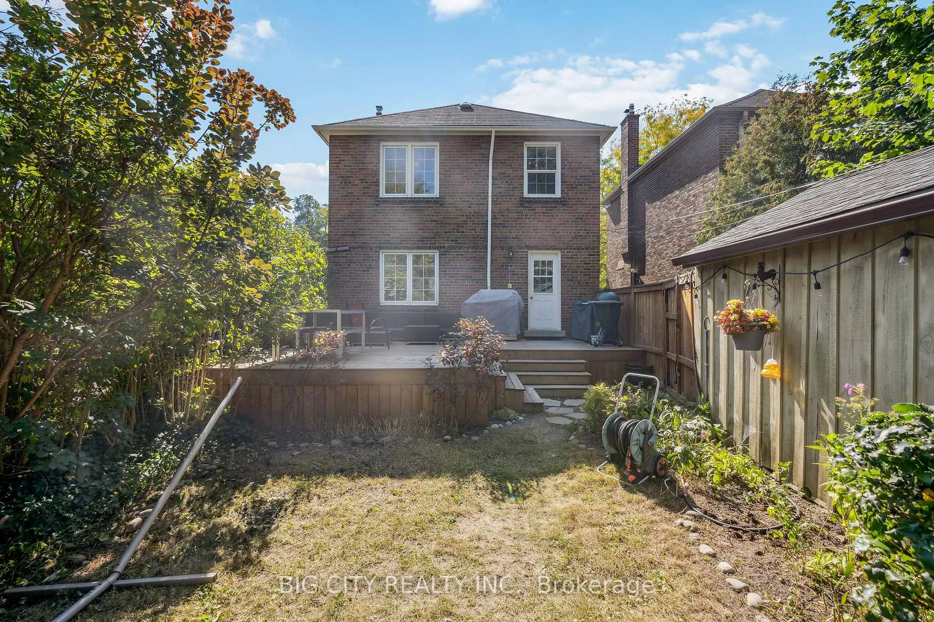 Photo 39 of 668 Eglinton Avenue E, Toronto, Leaside — HOMEH