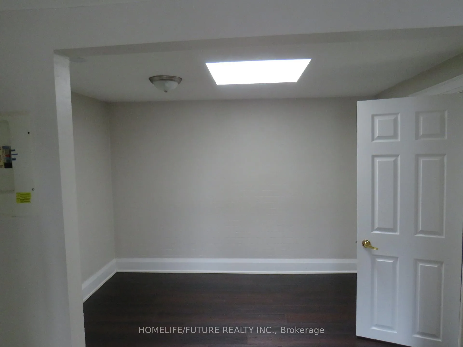 Photo 2 of Unit 2nd Flr, 539 Albert Street, Oshawa, Central — HOMEH