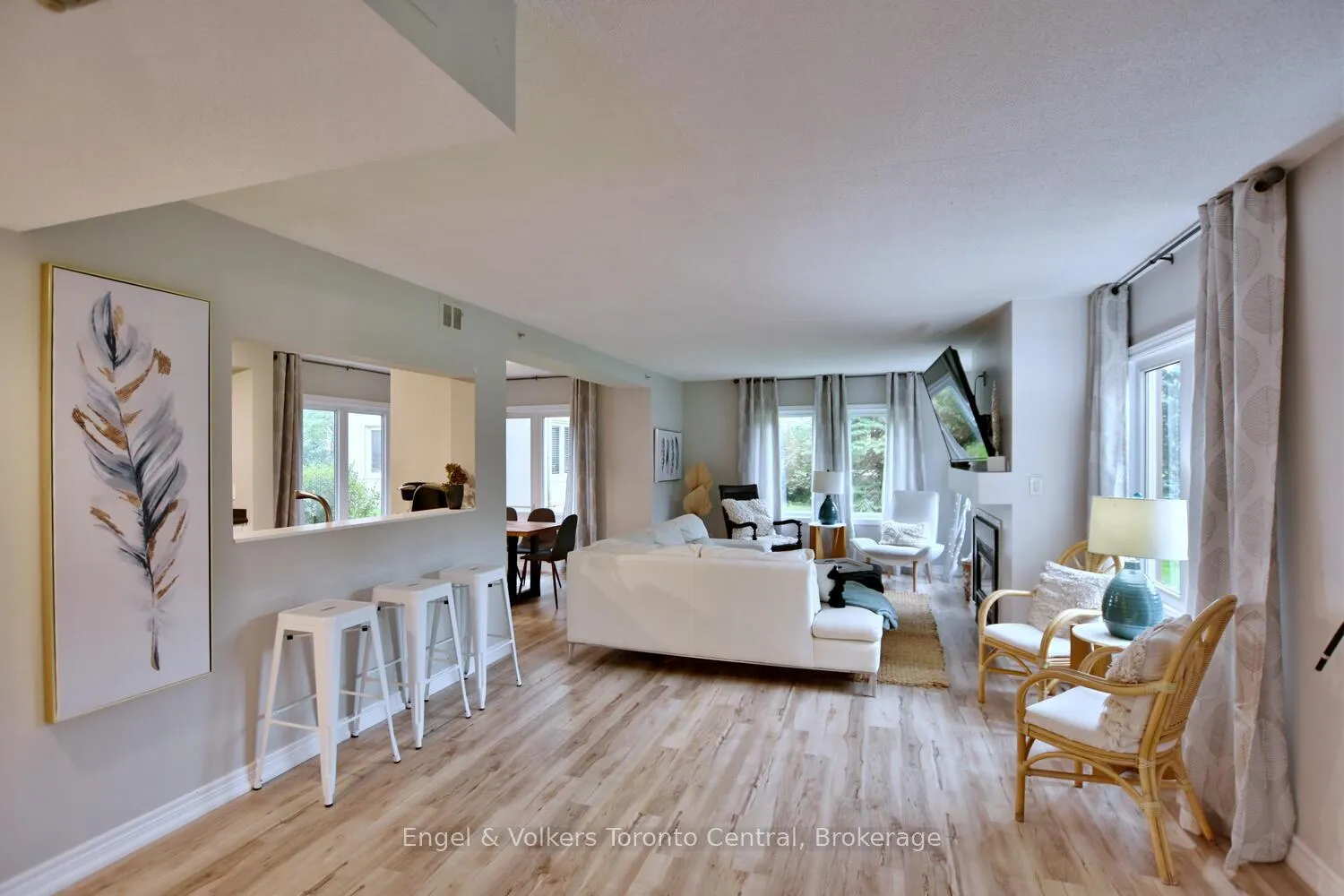 Photo 10 of Unit 121, 169 Jozo Weider Boulevard, Blue Mountains — HOMEH
