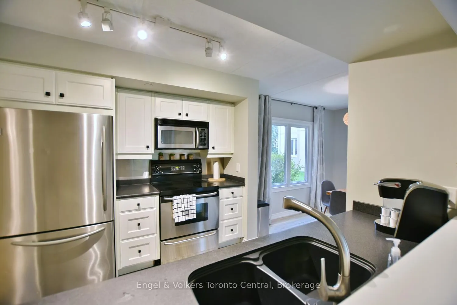 Photo 23 of Unit 121, 169 Jozo Weider Boulevard, Blue Mountains — HOMEH