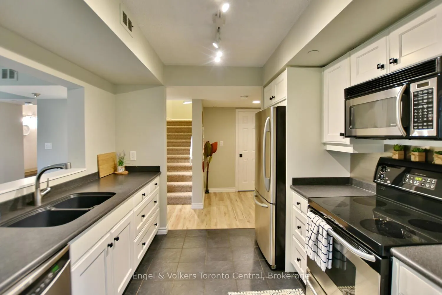 Photo 24 of Unit 121, 169 Jozo Weider Boulevard, Blue Mountains — HOMEH