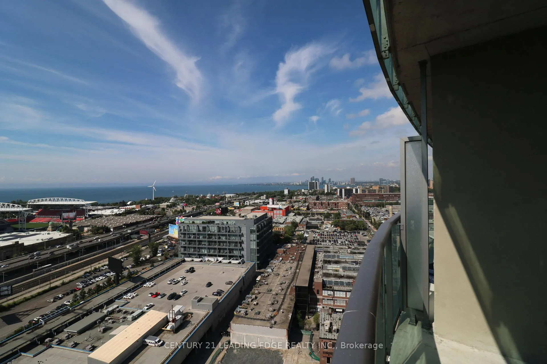 Photo 4 of Unit 909, 150 East Liberty Street, Toronto, Niagara — HOMEH