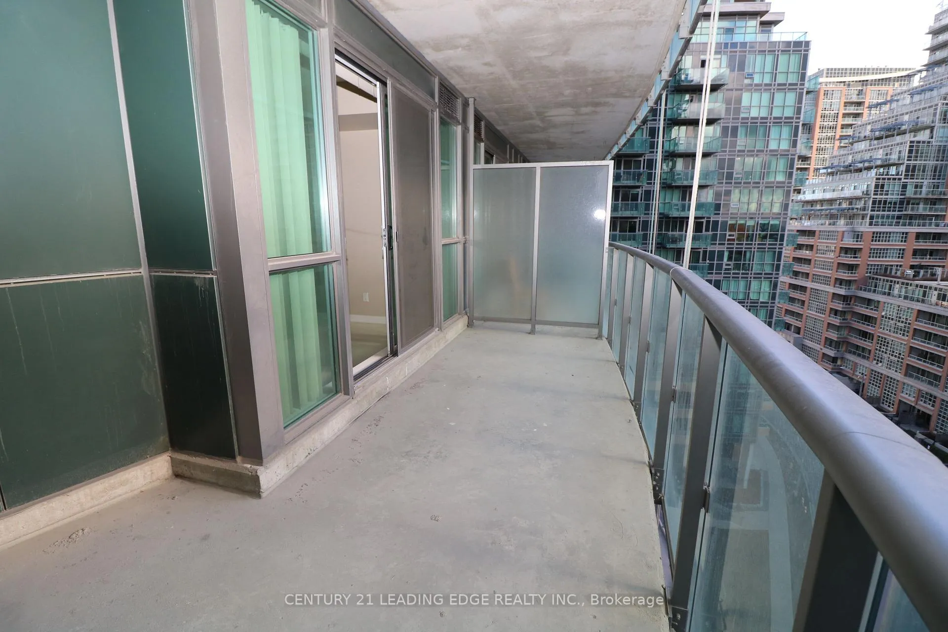 Photo 9 of Unit 909, 150 East Liberty Street, Toronto, Niagara — HOMEH