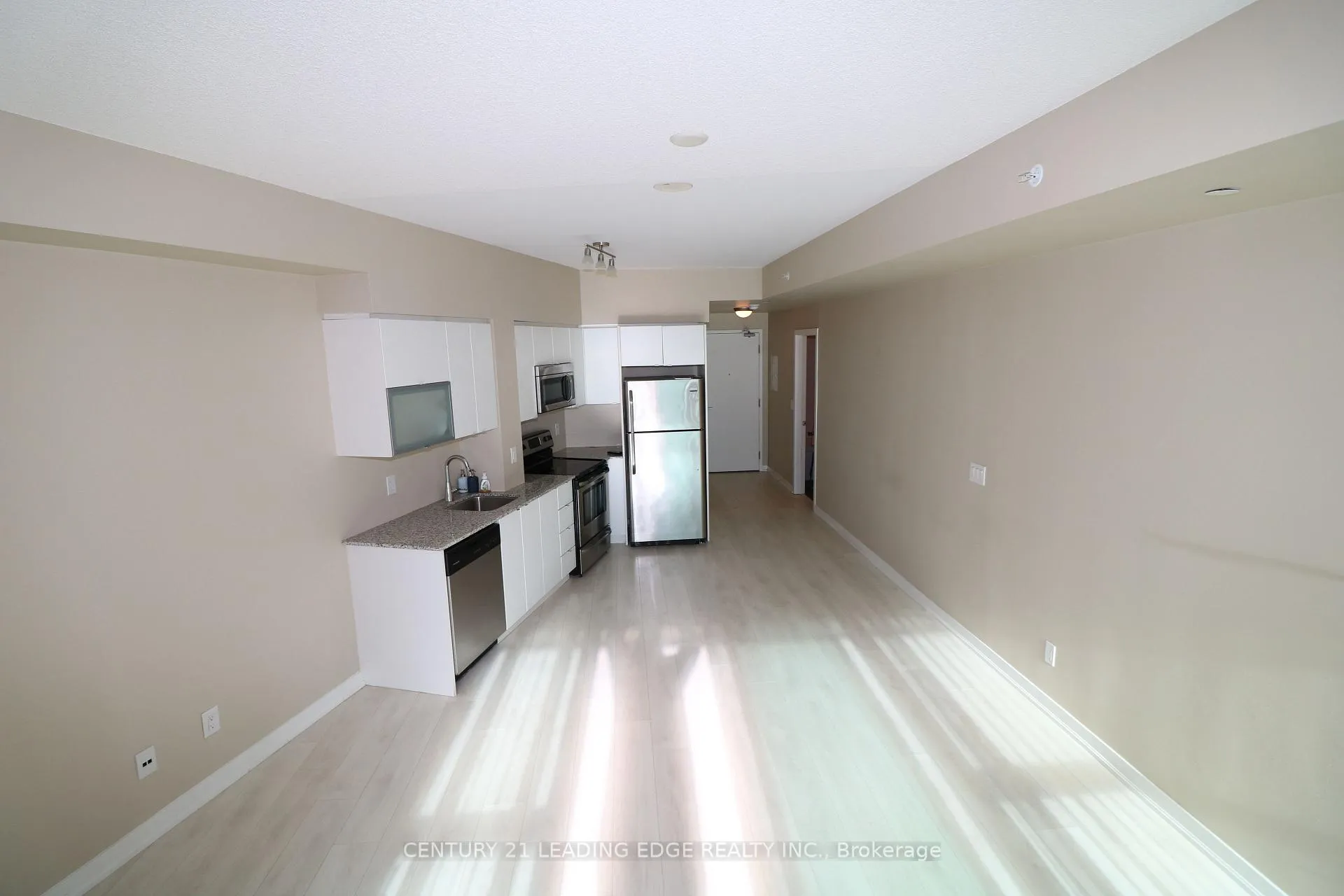 Photo 10 of Unit 909, 150 East Liberty Street, Toronto, Niagara — HOMEH