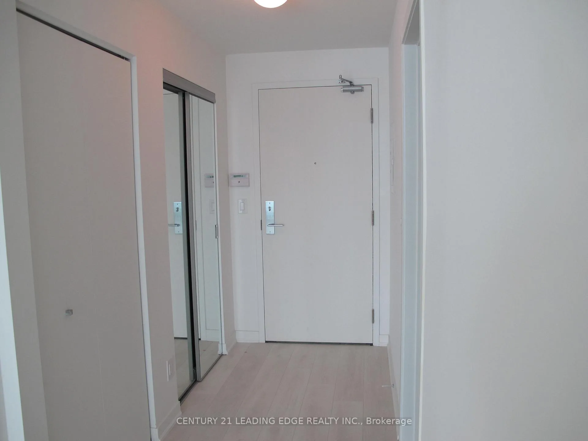 Photo 15 of Unit 909, 150 East Liberty Street, Toronto, Niagara — HOMEH