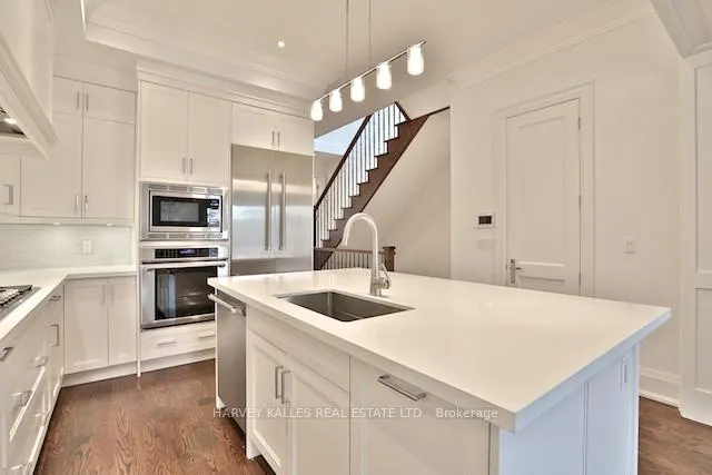 Photo 14 of 405B Melrose Avenue, Toronto, Bedford Park-Nortown — HOMEH