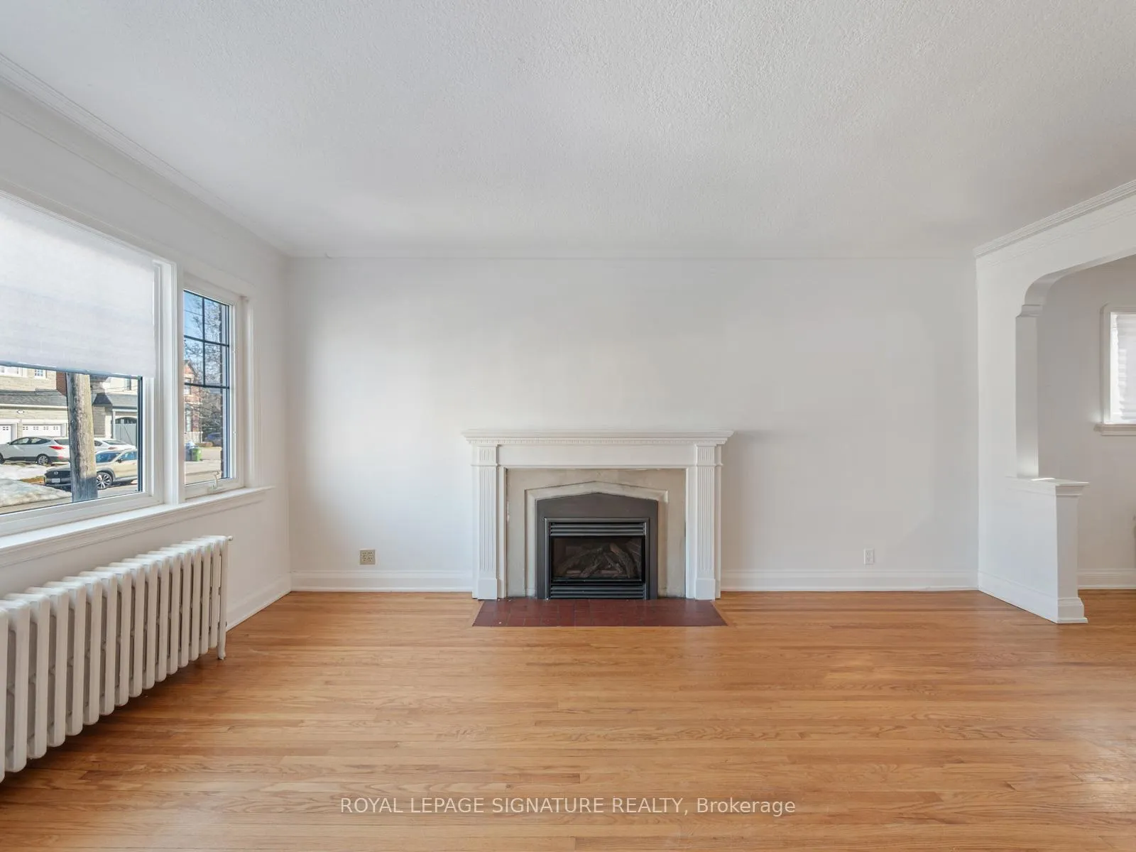 Photo 5 of 32 White Pine Avenue, Toronto, O'Connor-Parkview — HOMEH