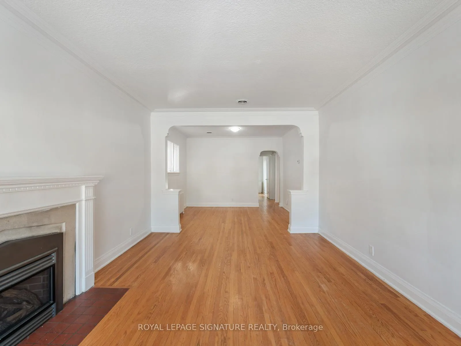 Photo 7 of 32 White Pine Avenue, Toronto, O'Connor-Parkview — HOMEH