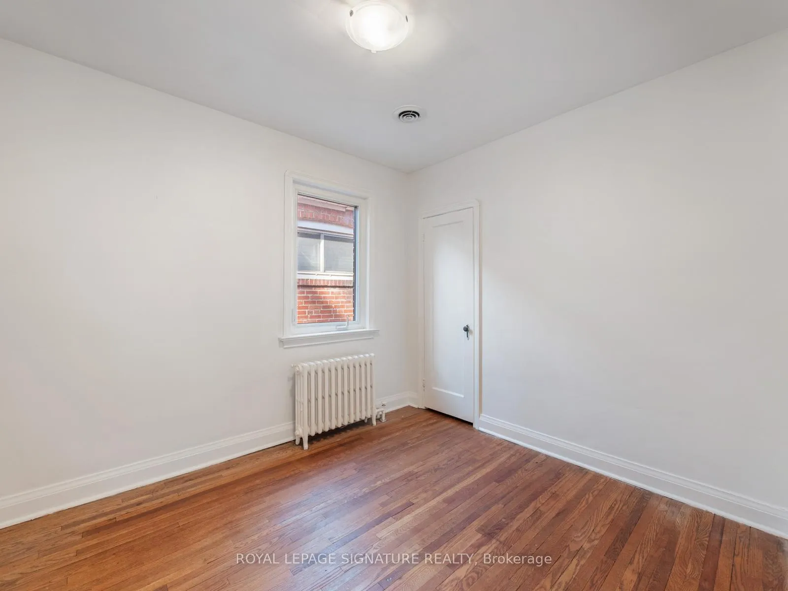 Photo 20 of 32 White Pine Avenue, Toronto, O'Connor-Parkview — HOMEH