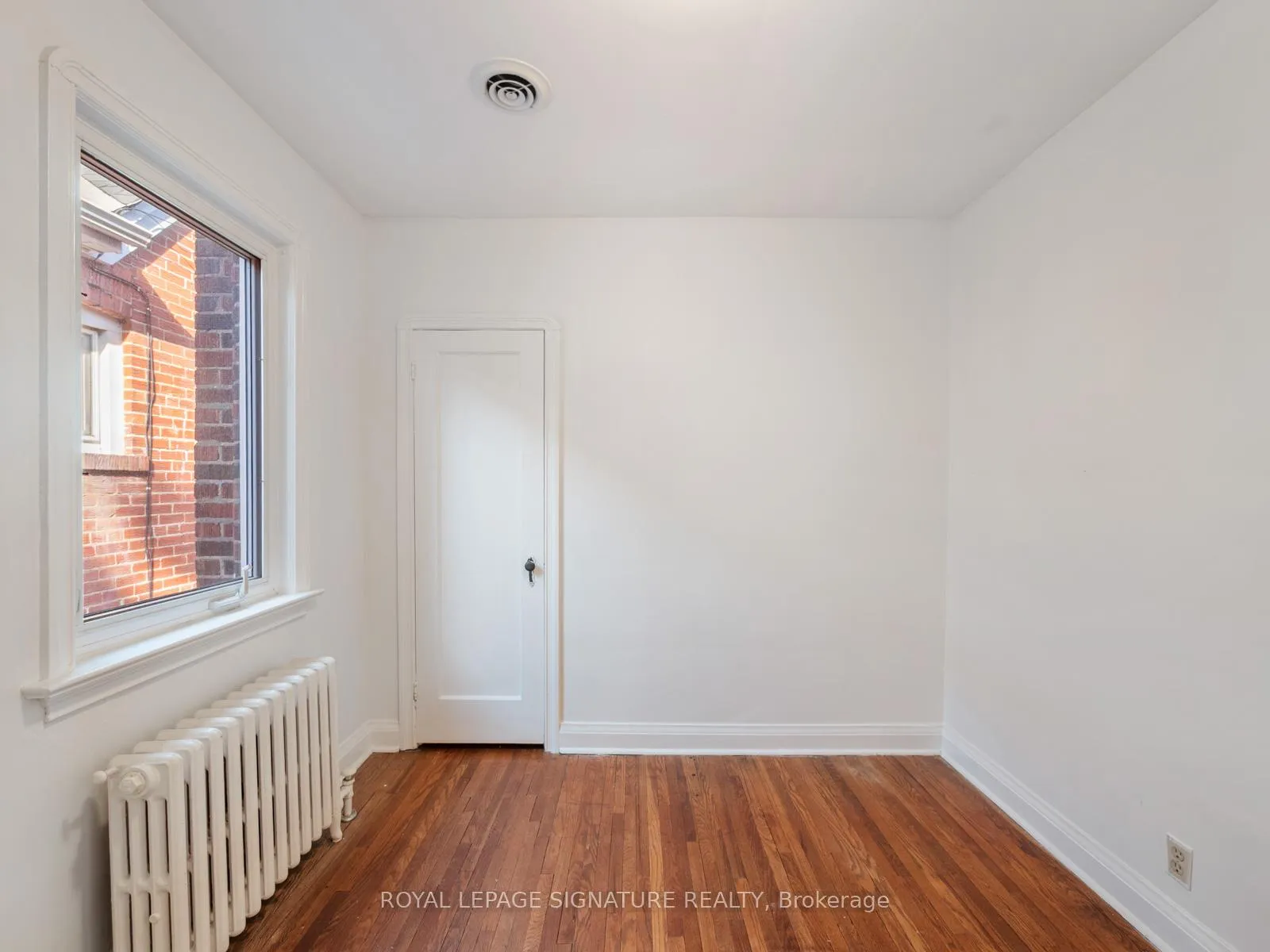 Photo 21 of 32 White Pine Avenue, Toronto, O'Connor-Parkview — HOMEH