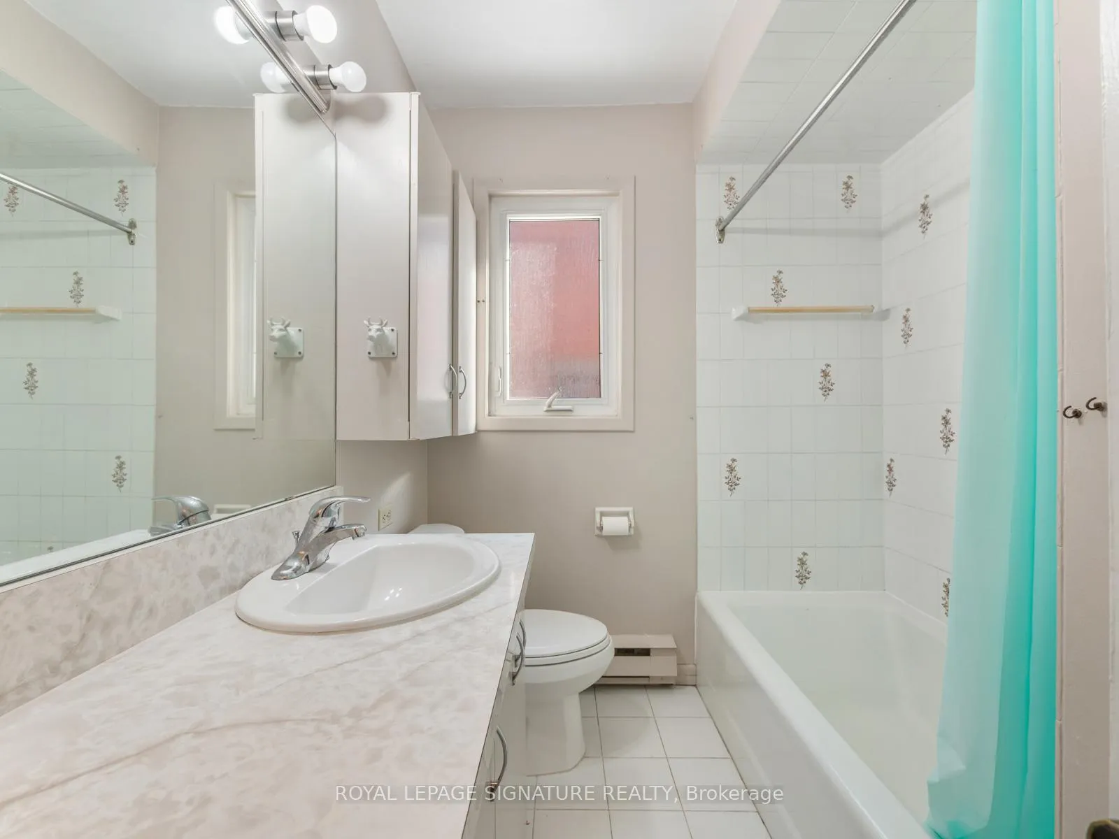 Photo 22 of 32 White Pine Avenue, Toronto, O'Connor-Parkview — HOMEH