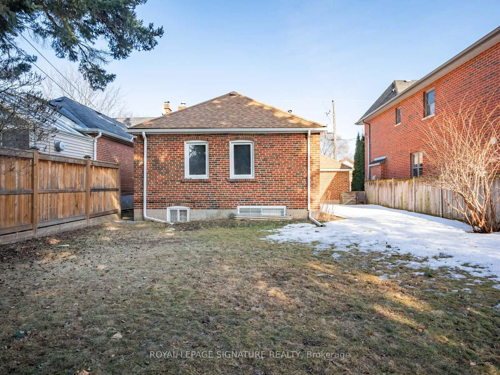 Photo 39 of 32 White Pine Avenue, Toronto, O'Connor-Parkview — HOMEH