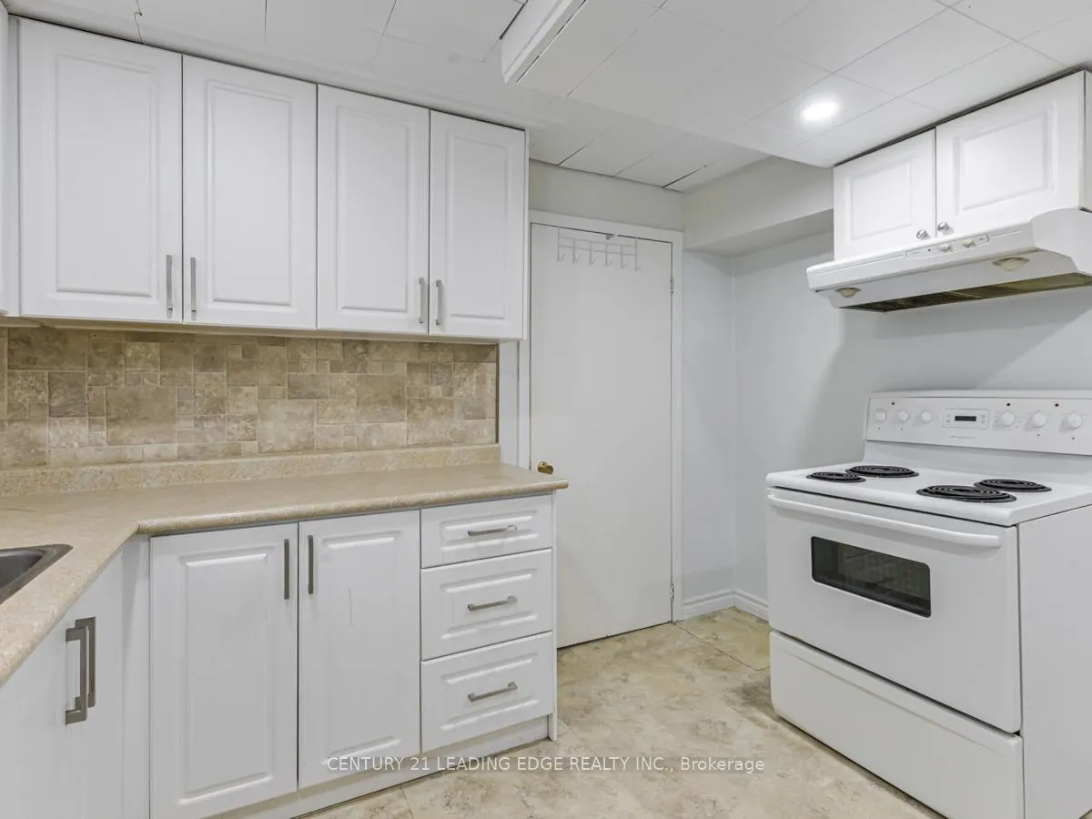 Photo 10 of Unit Lower, 301 Maple Street E, Whitby, Downtown Whitby — HOMEH