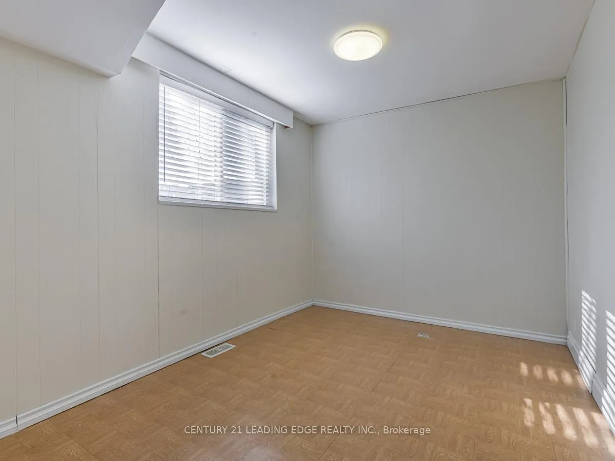 Photo 13 of Unit Lower, 301 Maple Street E, Whitby, Downtown Whitby — HOMEH