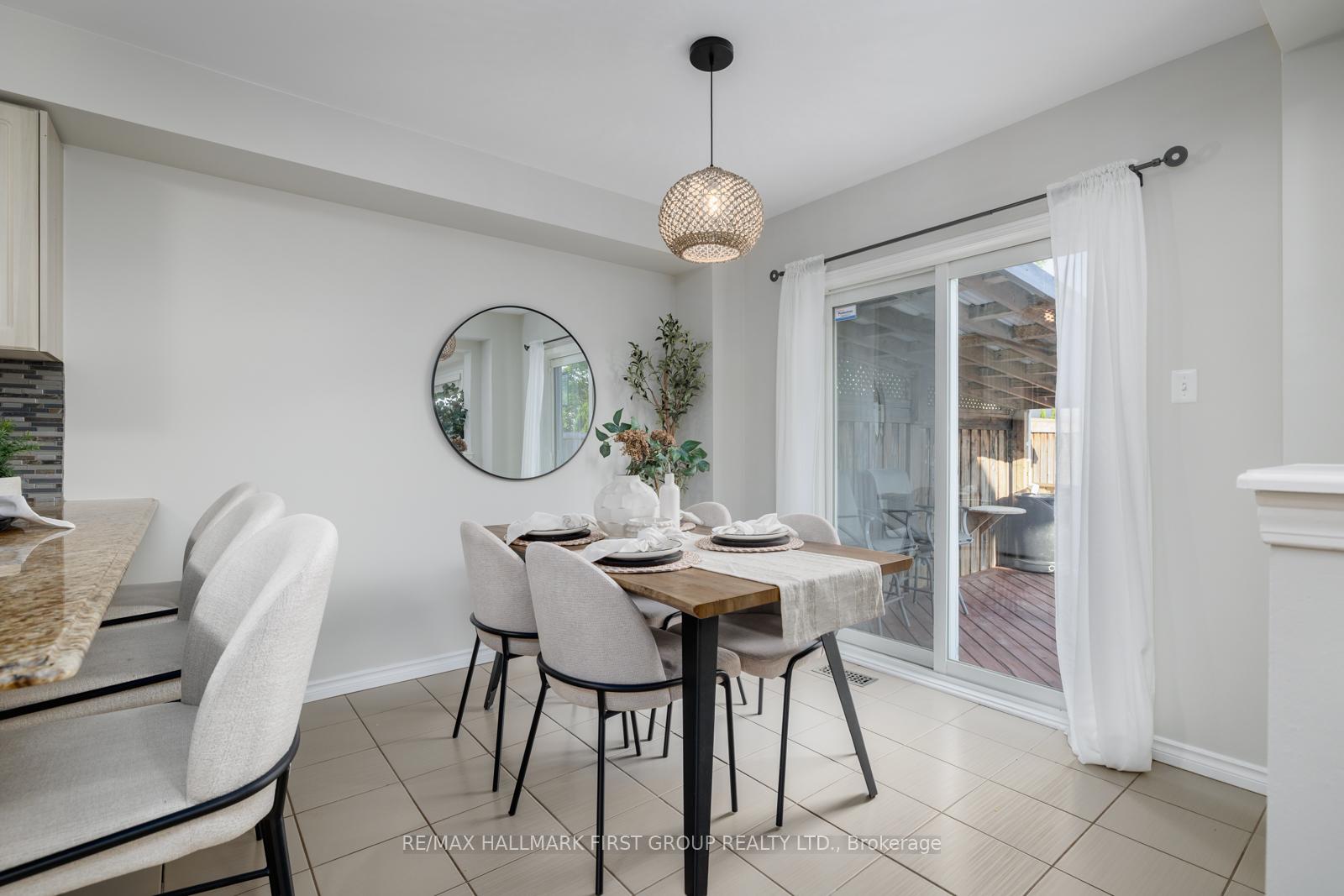 Photo 15 of 23 Sidney Rundle Avenue, Clarington, Bowmanville — HOMEH