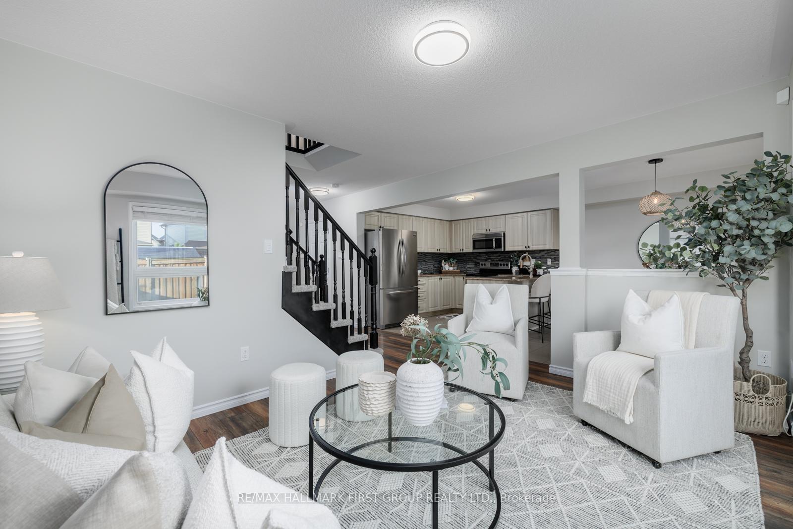 Photo 18 of 23 Sidney Rundle Avenue, Clarington, Bowmanville — HOMEH