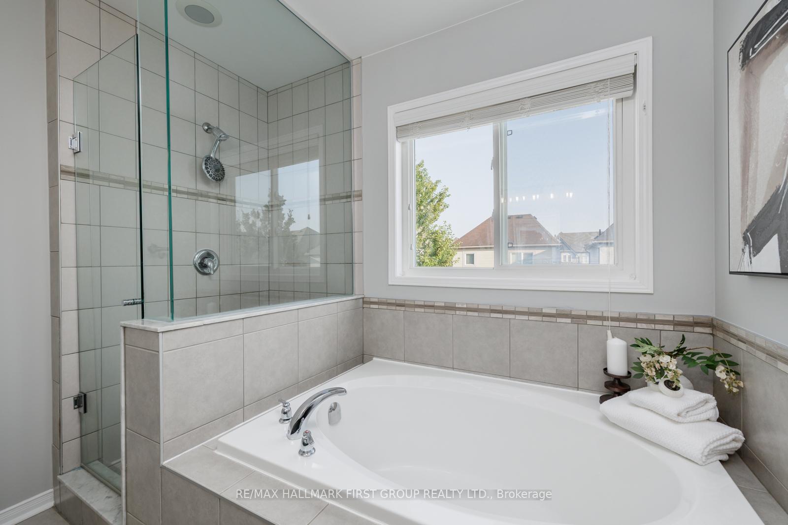 Photo 23 of 23 Sidney Rundle Avenue, Clarington, Bowmanville — HOMEH