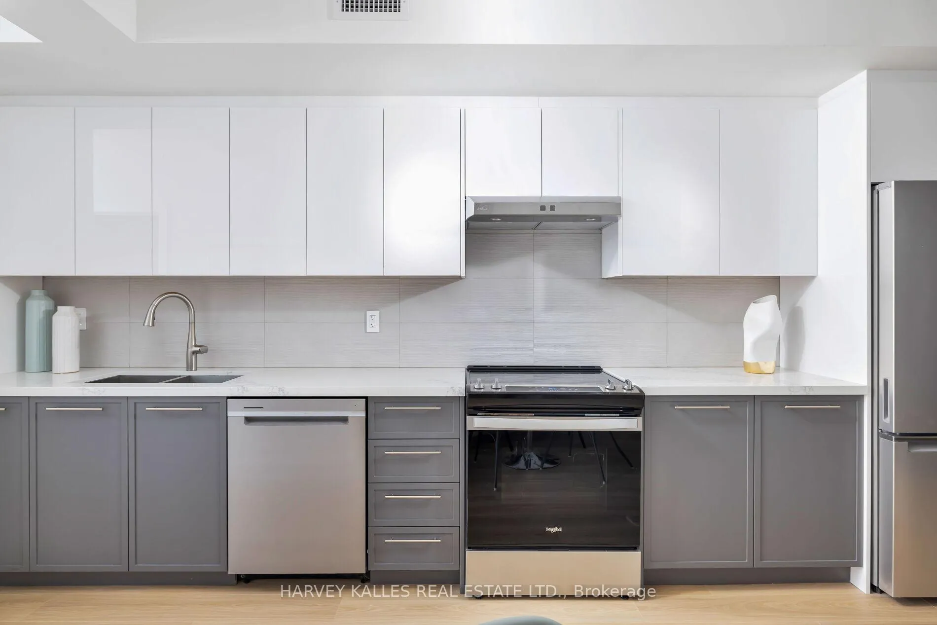 Photo 15 of Unit 4, 580A College Street, Toronto, Palmerston-Little Italy — HOMEH