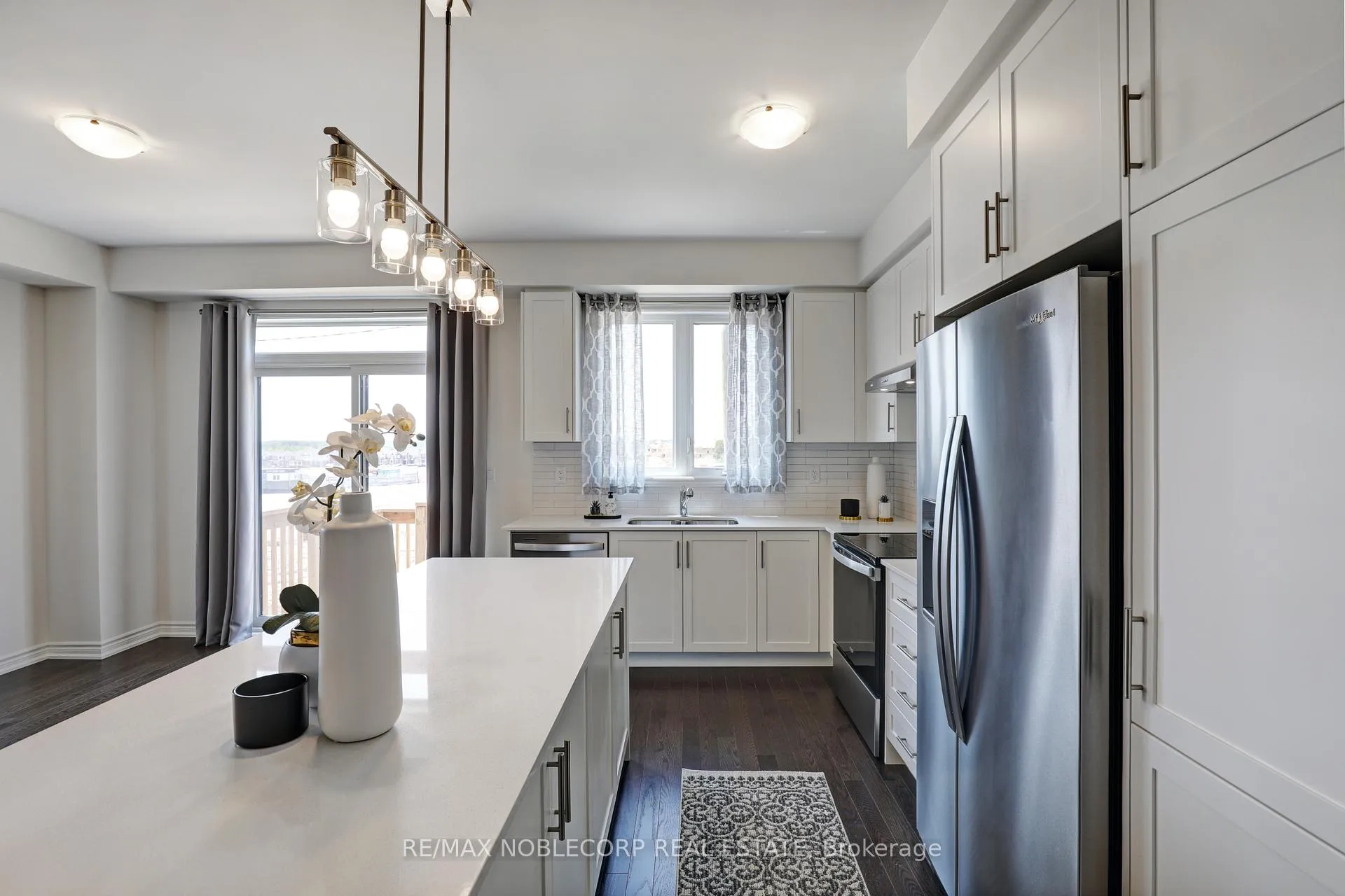 Photo 10 of 14 Greer Street, Barrie, Painswick South — HOMEH