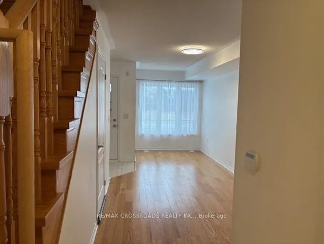 Photo 2 of 5243 Major Mackenzie Drive E, Markham, Berczy — HOMEH