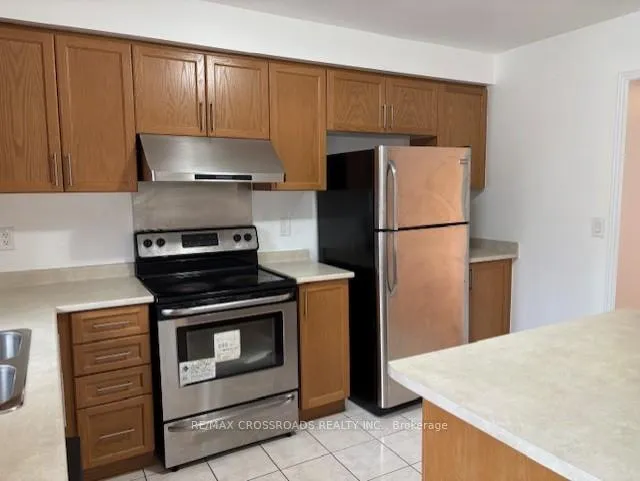 Photo 11 of 5243 Major Mackenzie Drive E, Markham, Berczy — HOMEH