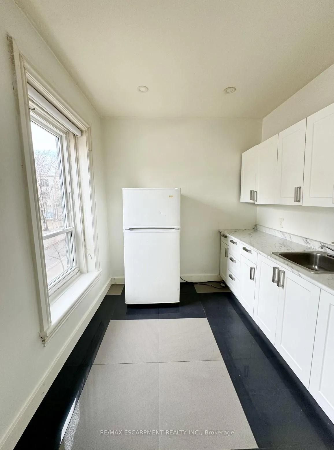 Photo 4 of Unit 3, 72 George Street, Hamilton, Central — HOMEH