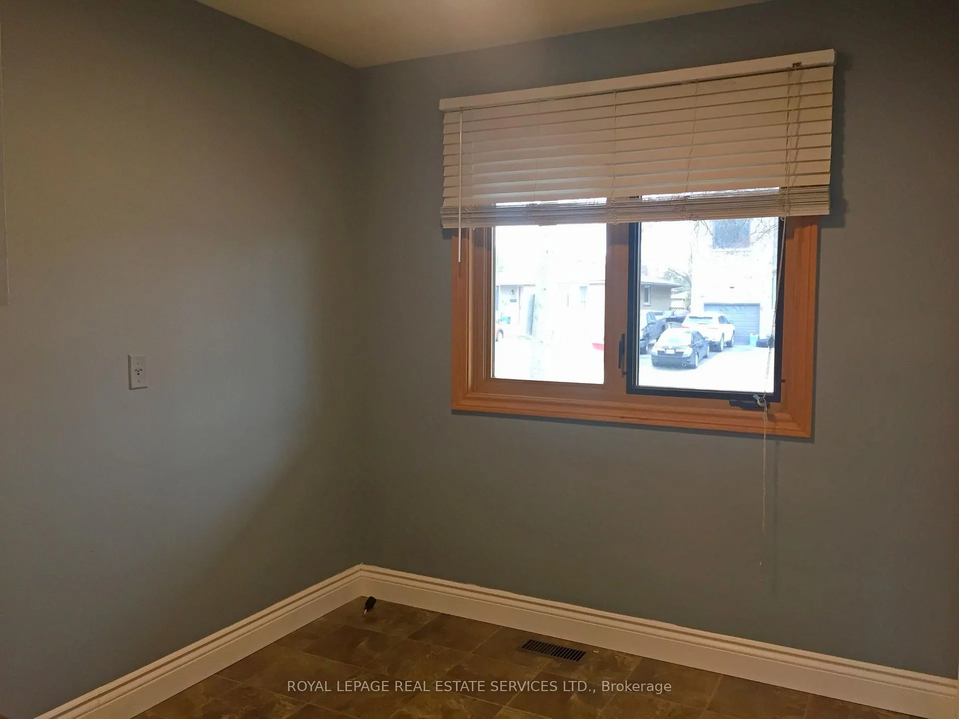 Photo 11 of 603 West 5th Street, Hamilton, Rolston — HOMEH