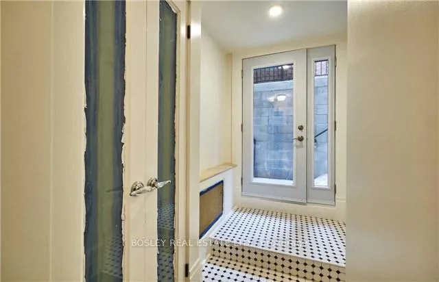 Photo 3 of Unit Lower, 10 Sylvan Avenue, Toronto, Dufferin Grove — HOMEH