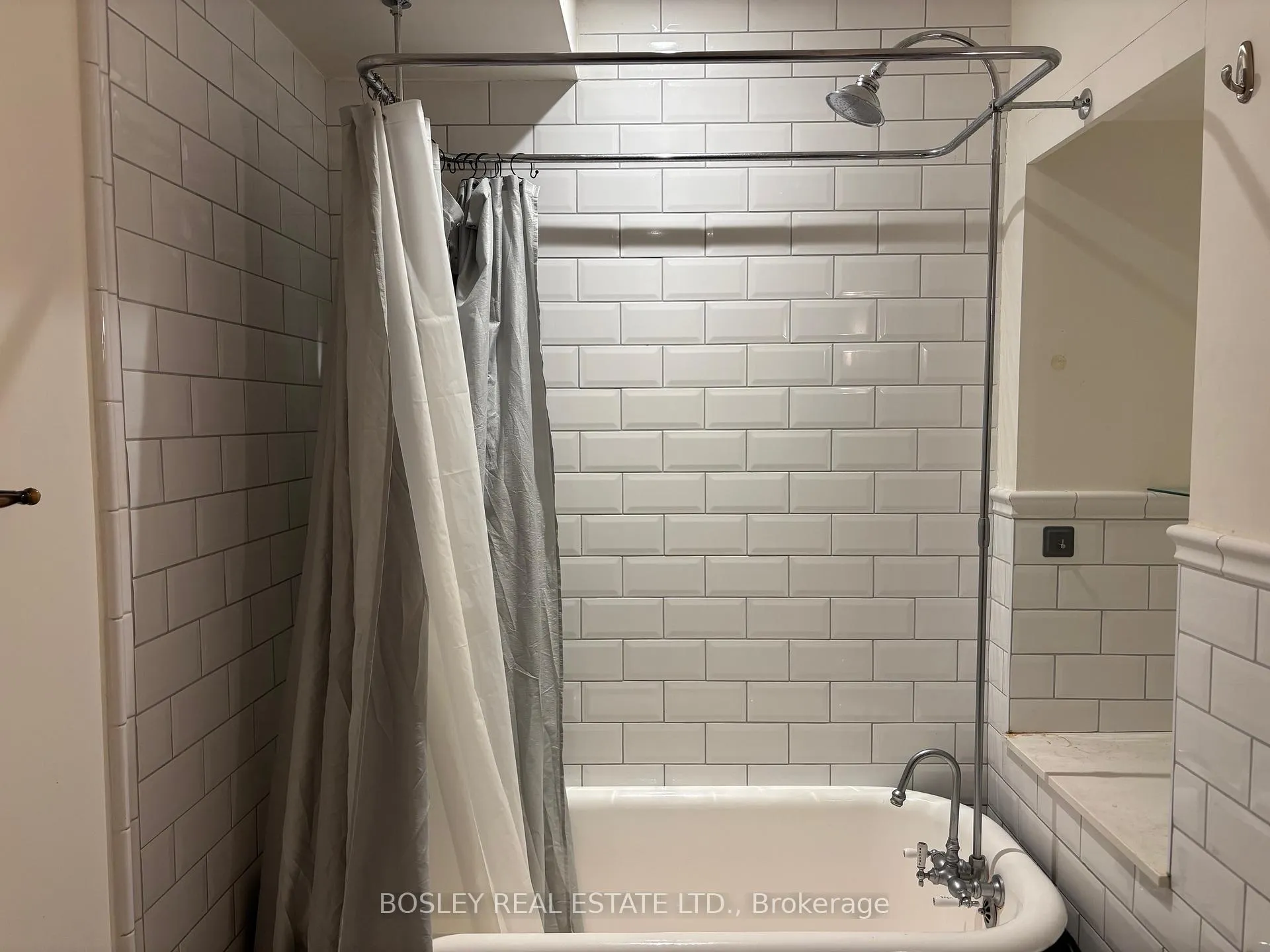 Photo 13 of Unit Lower, 10 Sylvan Avenue, Toronto, Dufferin Grove — HOMEH