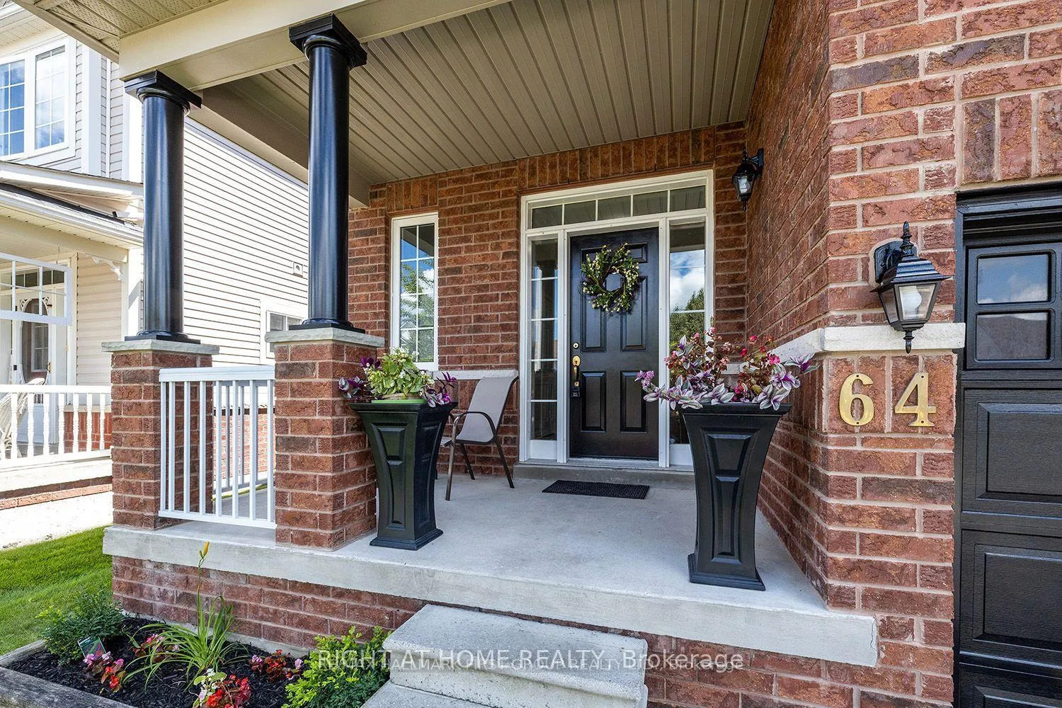 Photo 2 of 64 Chimney Hill Way, Scugog, Port Perry — HOMEH