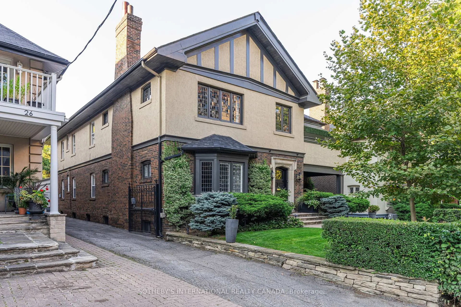 Front of Unit Upper, 22 Edmund Avenue