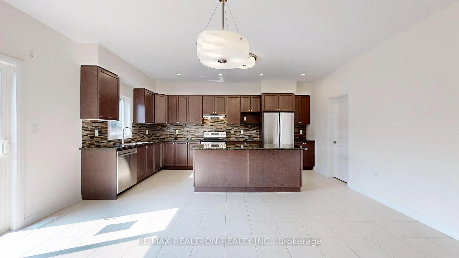 Photo 10 of 3191 Searidge Street, Severn, West Shore — HOMEH