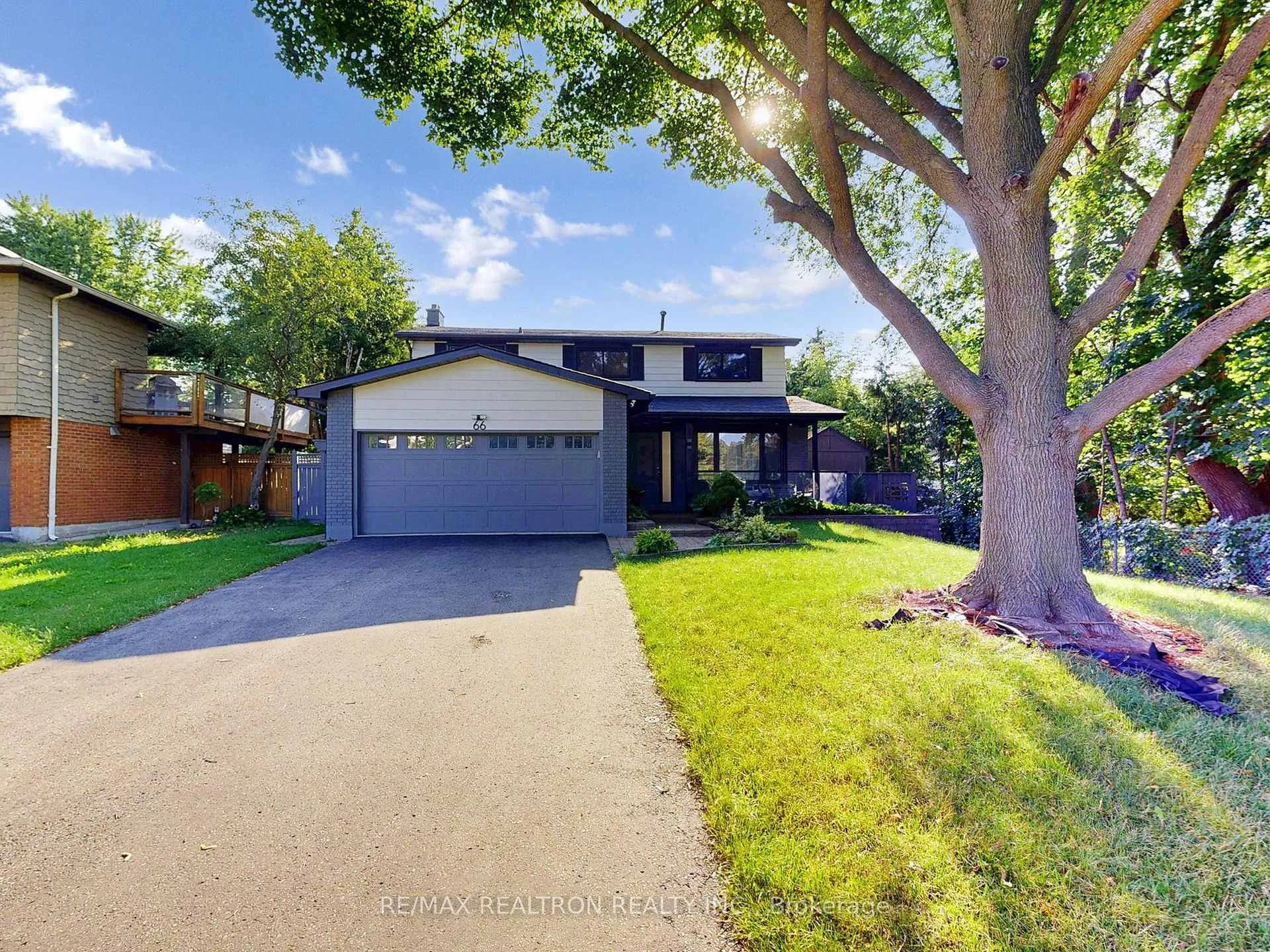 Photo 1 of 66 Chant Crescent, Markham, Unionville — HOMEH