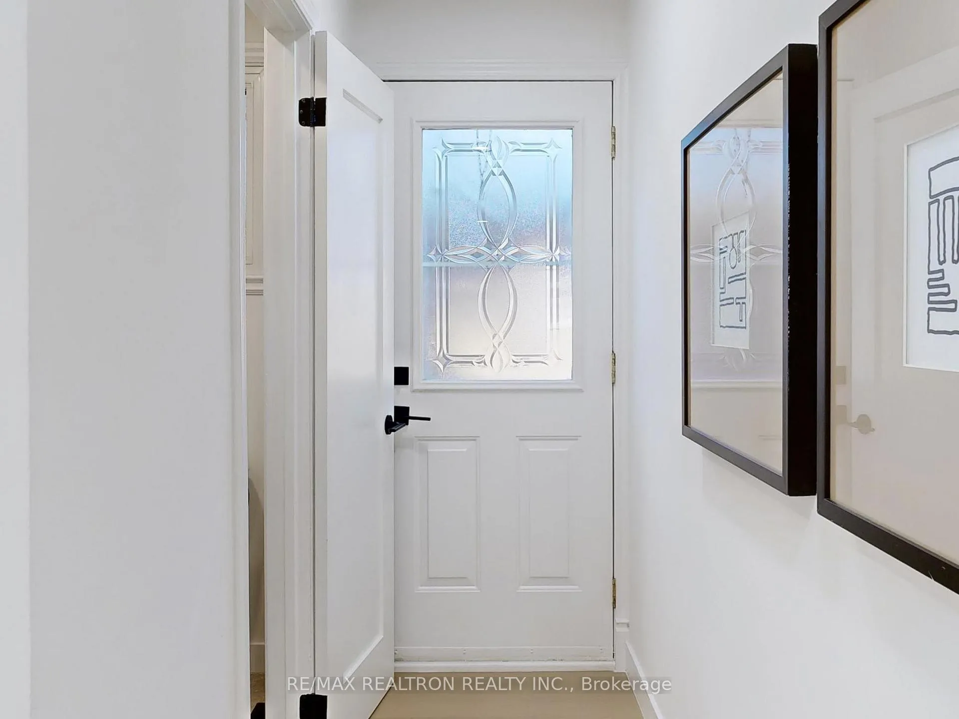 Photo 15 of 66 Chant Crescent, Markham, Unionville — HOMEH