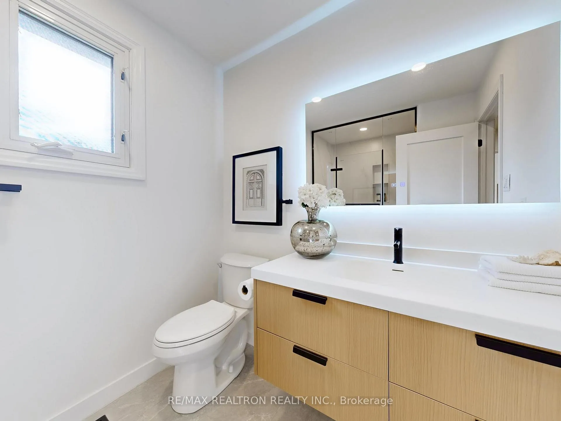 Photo 30 of 66 Chant Crescent, Markham, Unionville — HOMEH