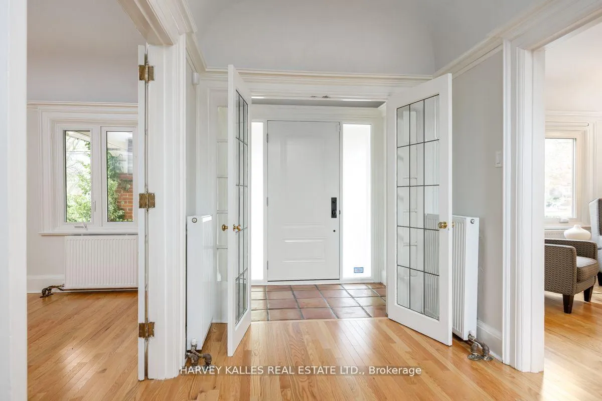 Photo 4 of 48 Teddington Park Avenue, Toronto, Lawrence Park North — HOMEH