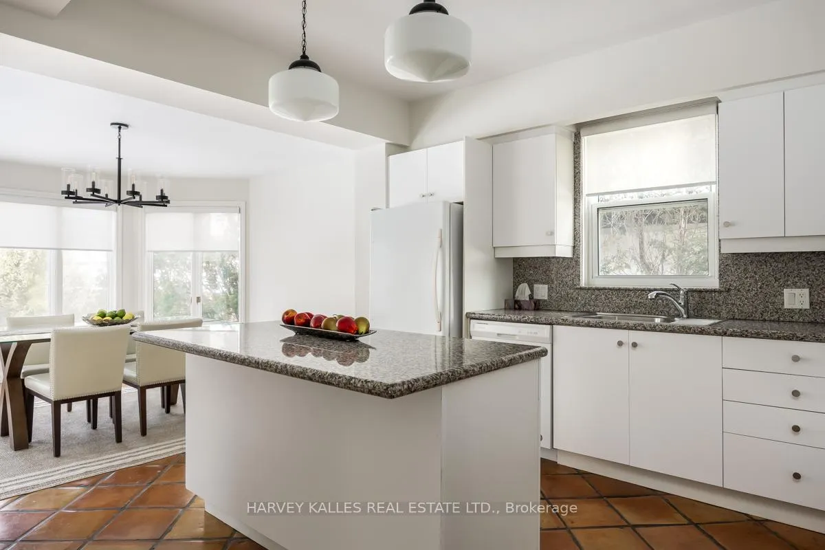 Photo 10 of 48 Teddington Park Avenue, Toronto, Lawrence Park North — HOMEH