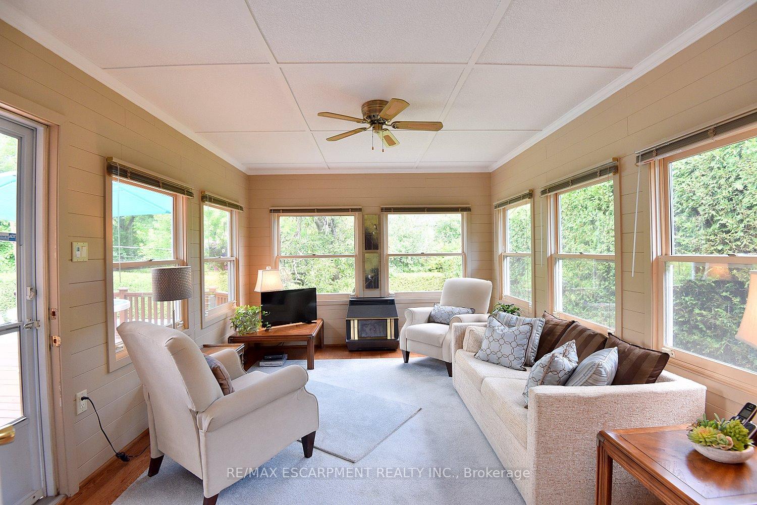 Photo 16 of 219 Strathcona Drive, Burlington, Shoreacres — HOMEH