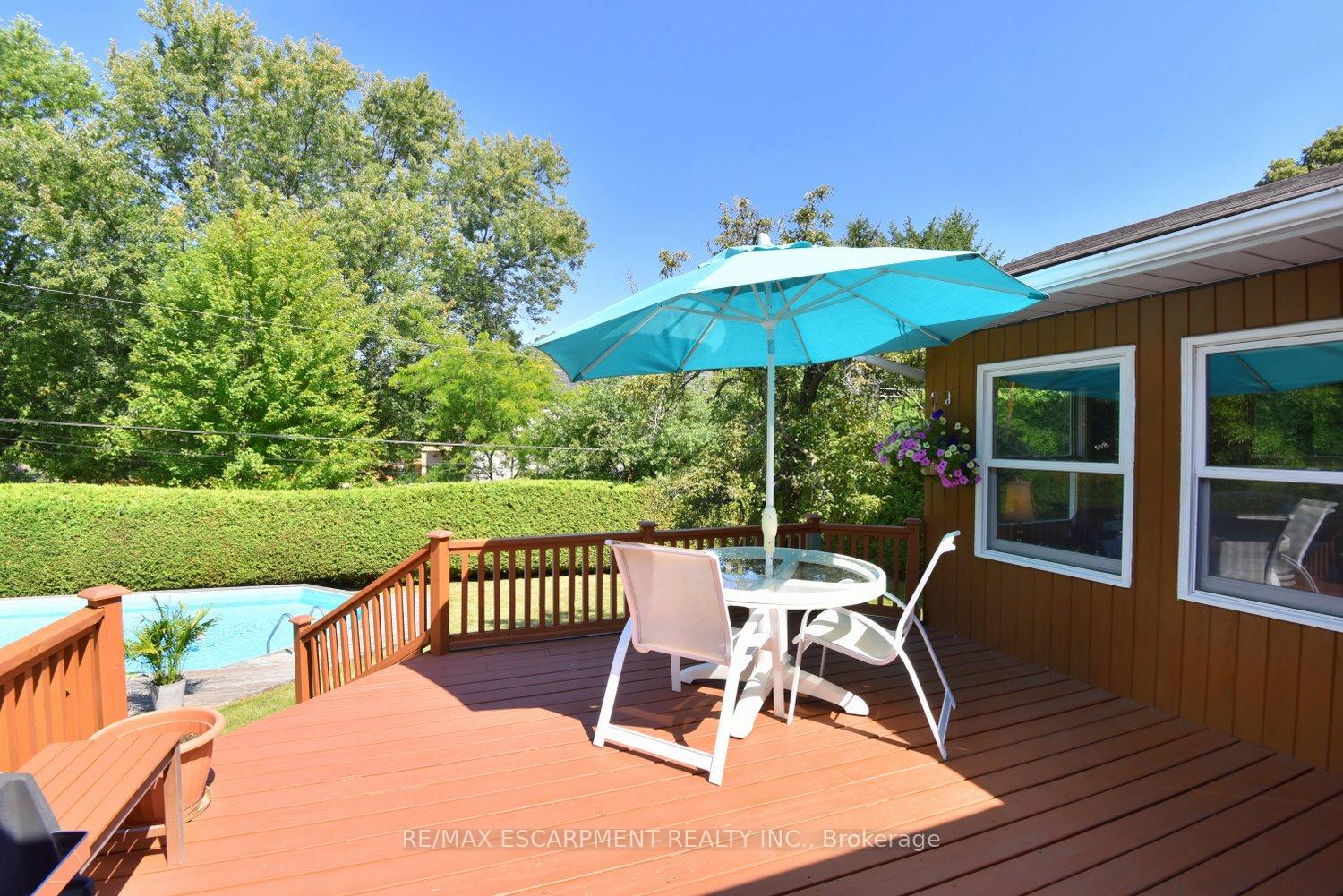Photo 30 of 219 Strathcona Drive, Burlington, Shoreacres — HOMEH