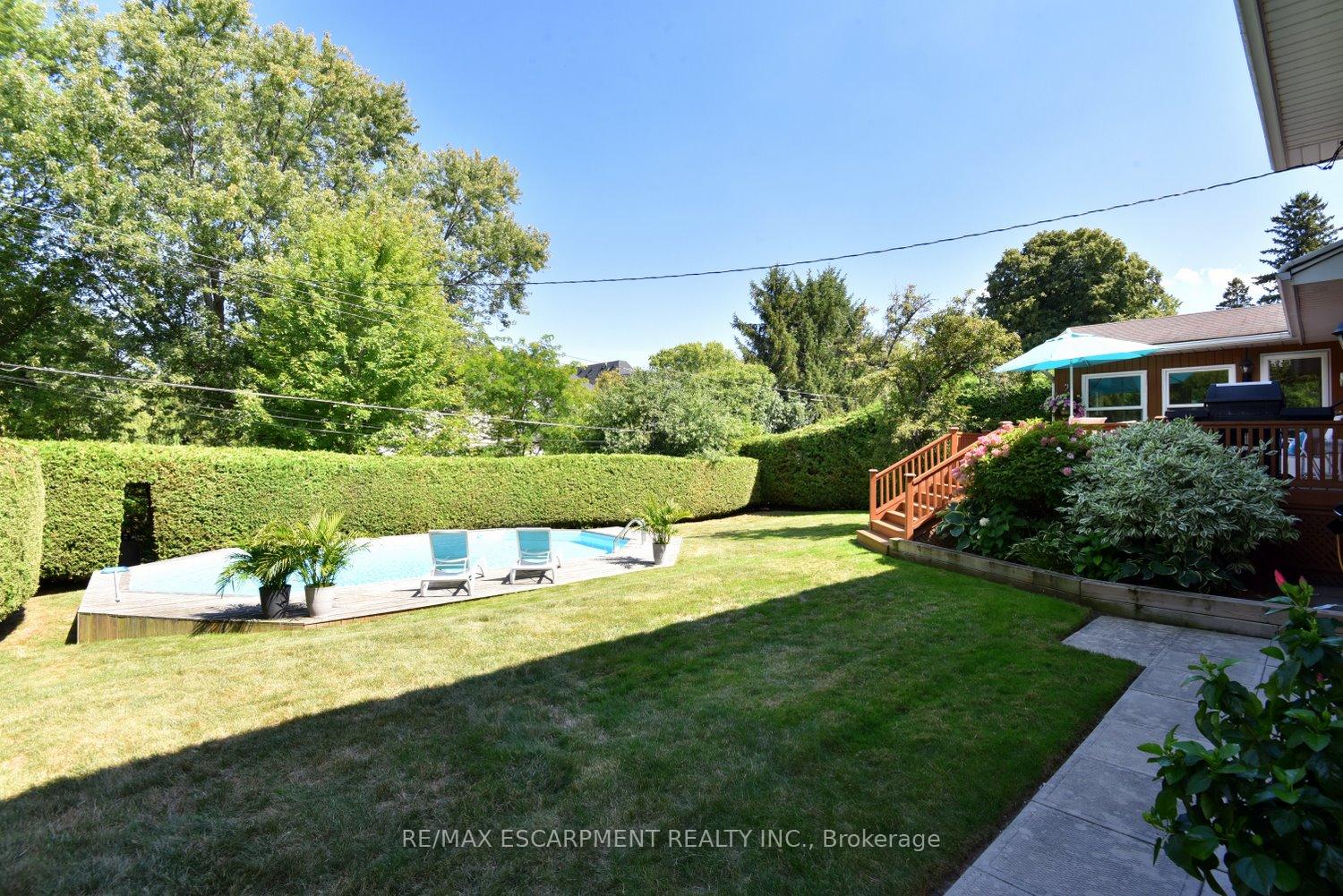 Photo 35 of 219 Strathcona Drive, Burlington, Shoreacres — HOMEH
