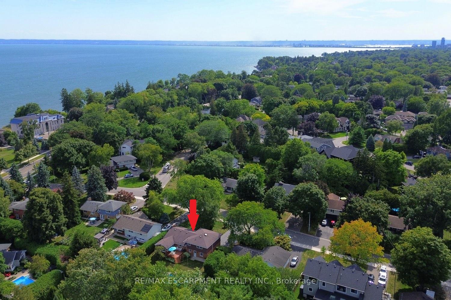 Photo 36 of 219 Strathcona Drive, Burlington, Shoreacres — HOMEH