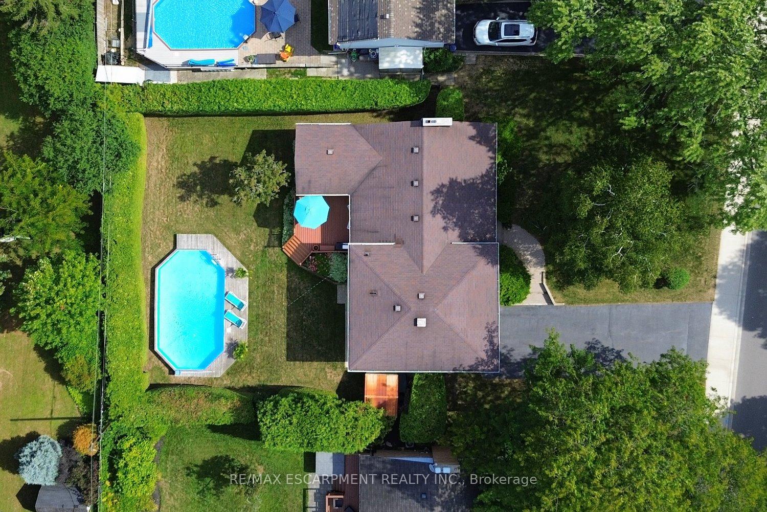 Photo 38 of 219 Strathcona Drive, Burlington, Shoreacres — HOMEH