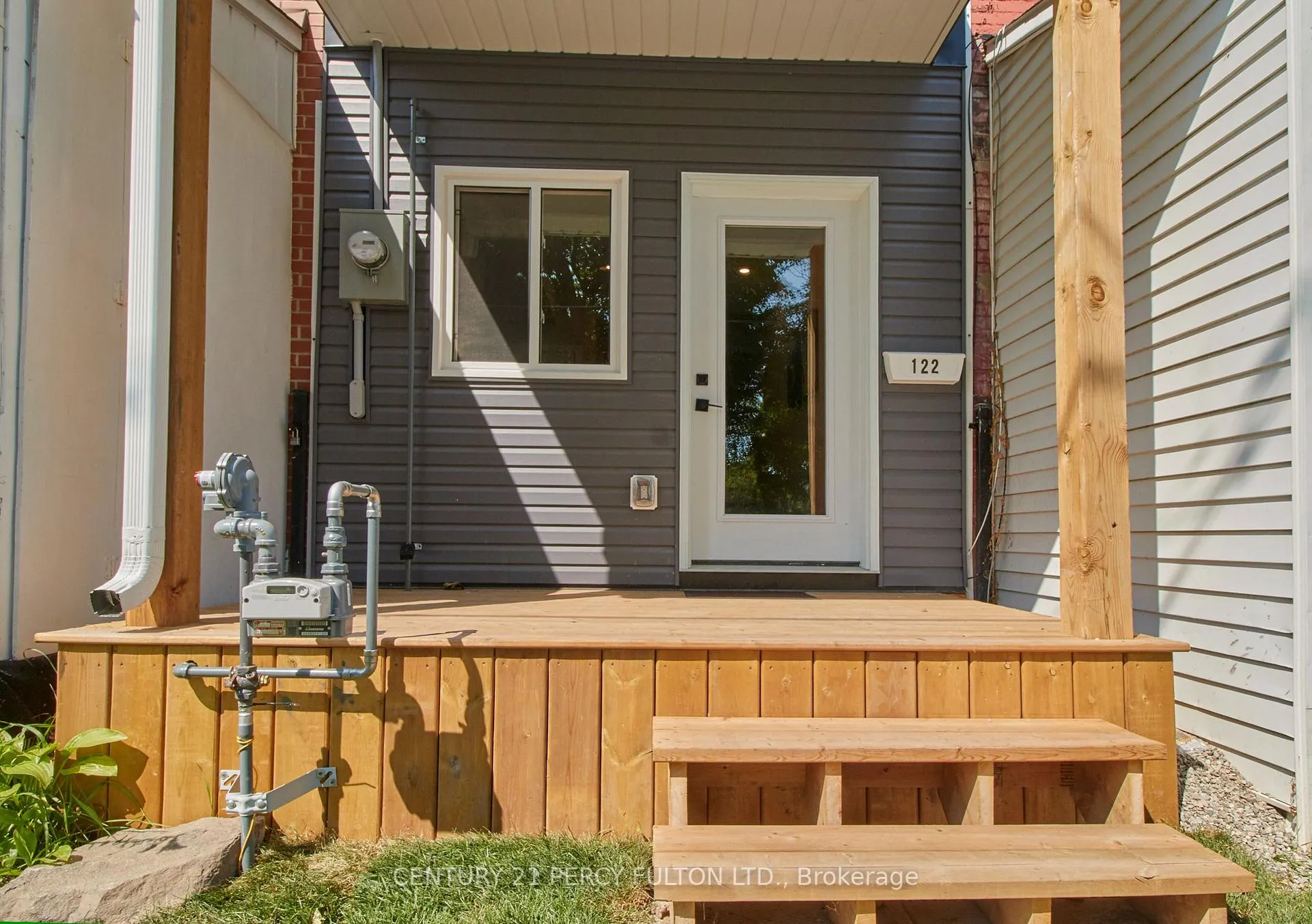 Photo 4 of 122 Olive Avenue, Oshawa, Central — HOMEH