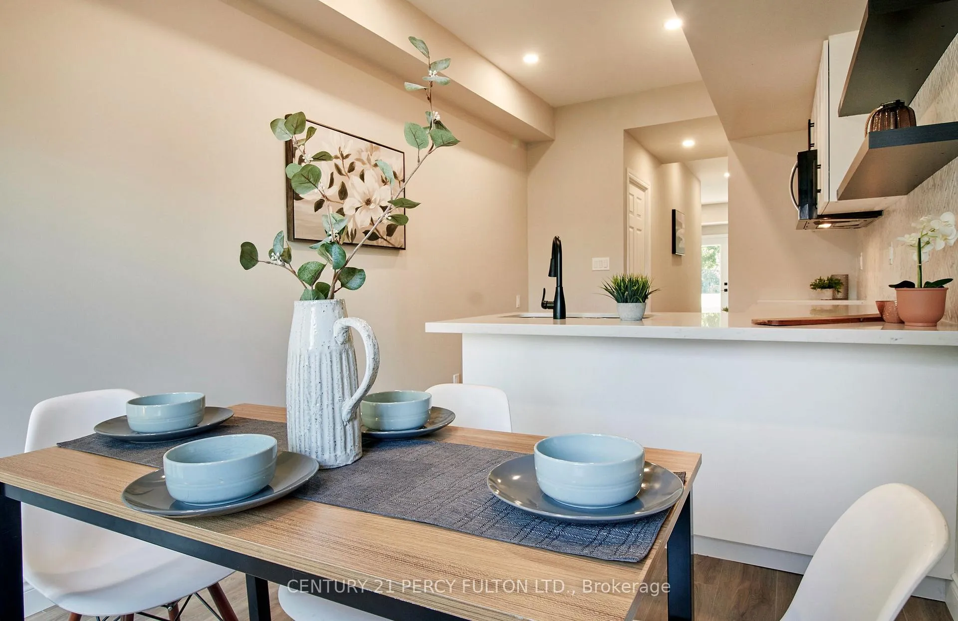 Photo 14 of 122 Olive Avenue, Oshawa, Central — HOMEH
