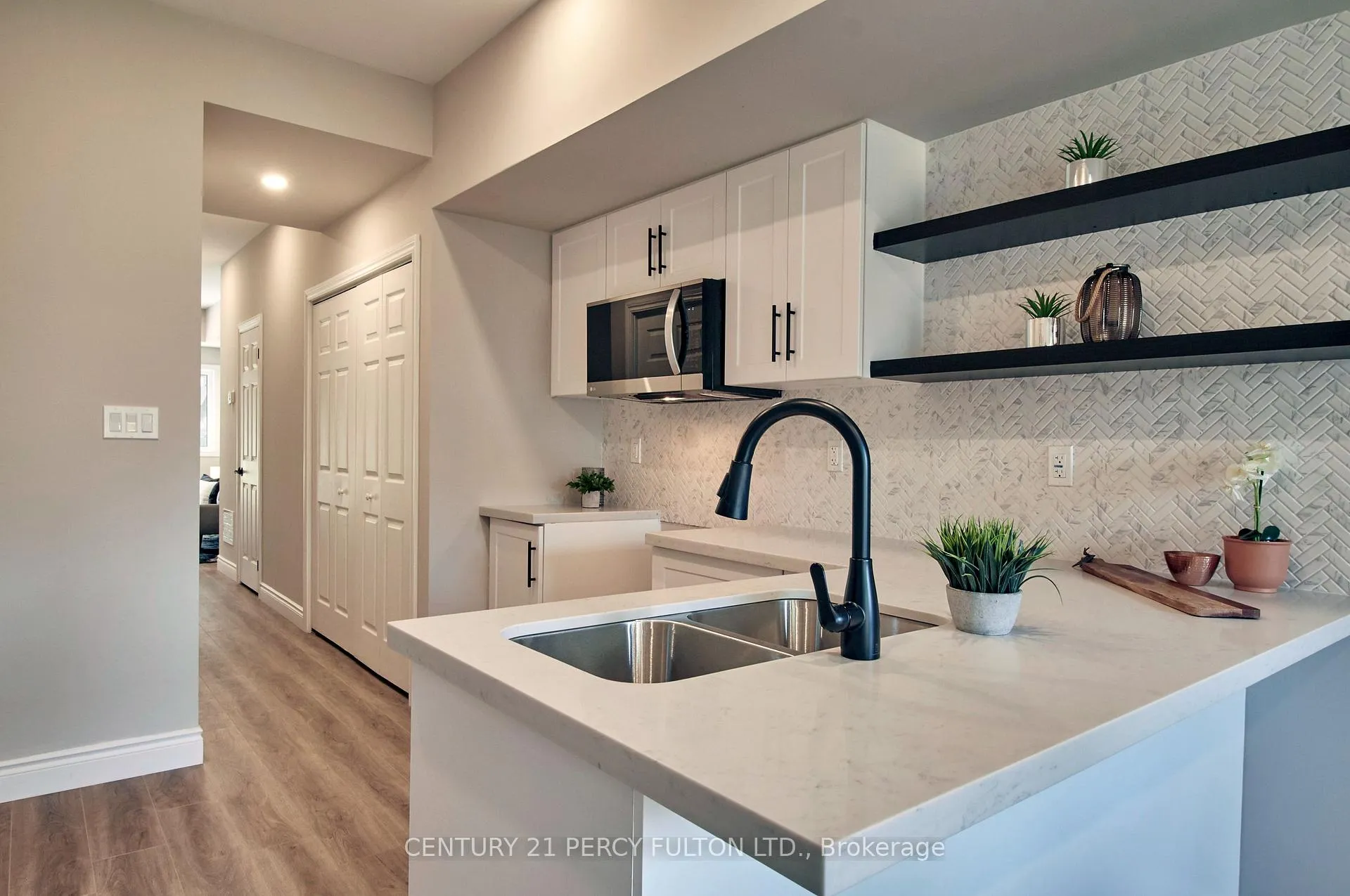 Photo 16 of 122 Olive Avenue, Oshawa, Central — HOMEH