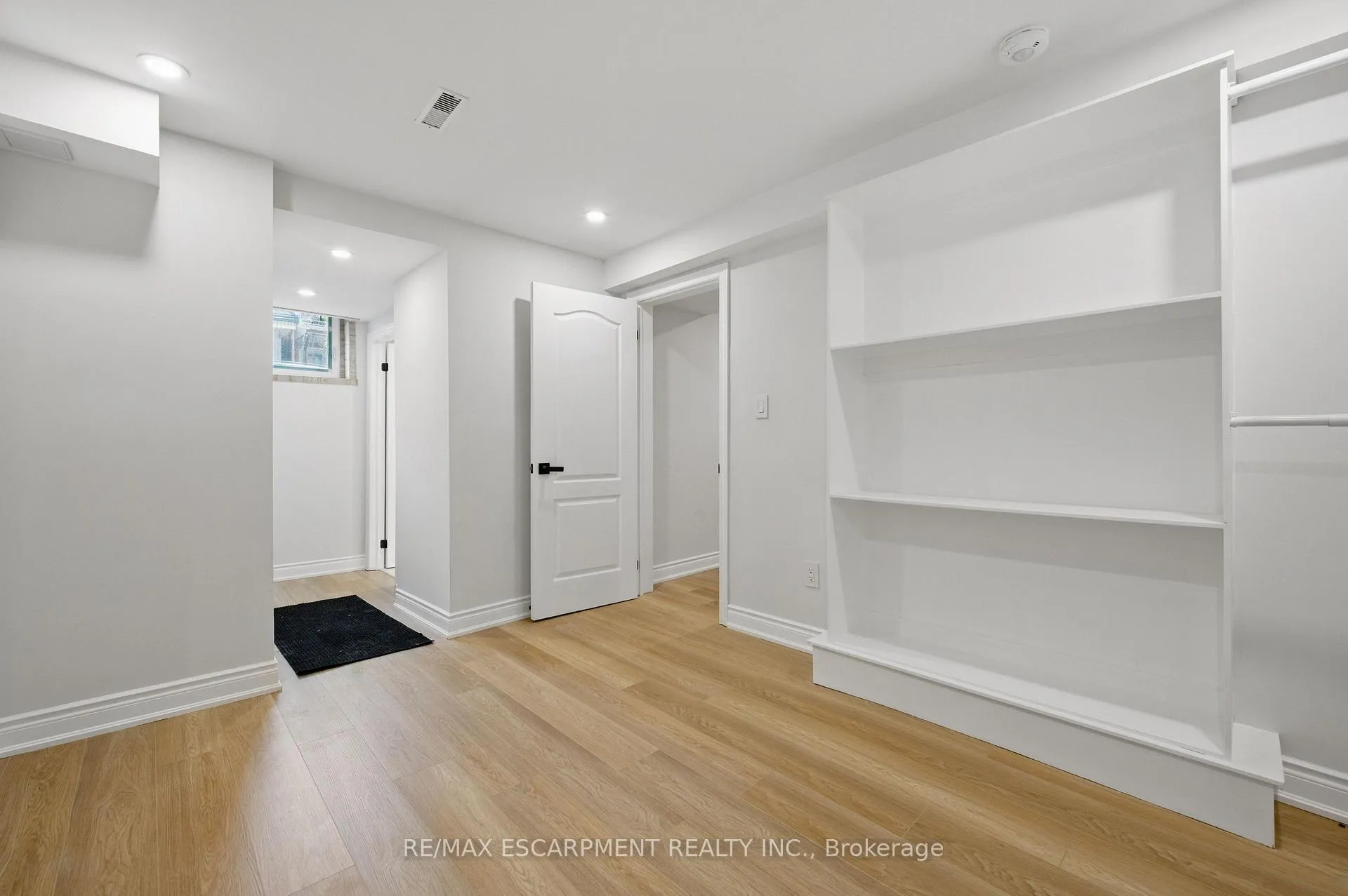 Photo 19 of Unit 3, 333 Emerald Street N, Hamilton, Beasley — HOMEH